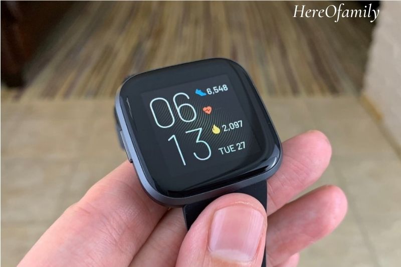 Is it possible for the Fitbit Versa 2 to text and phone