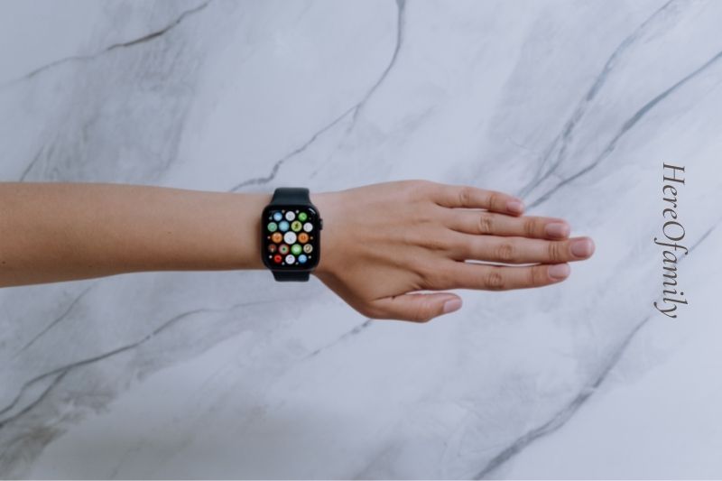 how to delete apps on apple watch