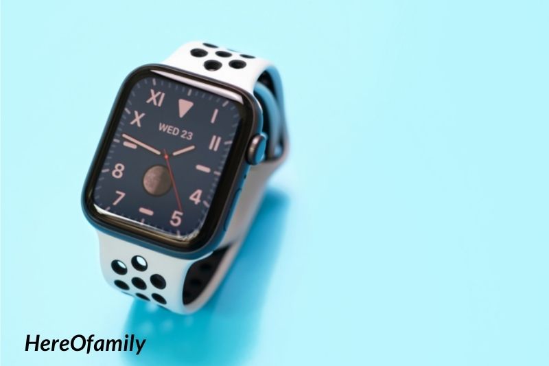 What Can An Apple Watch Do With Its Key Features