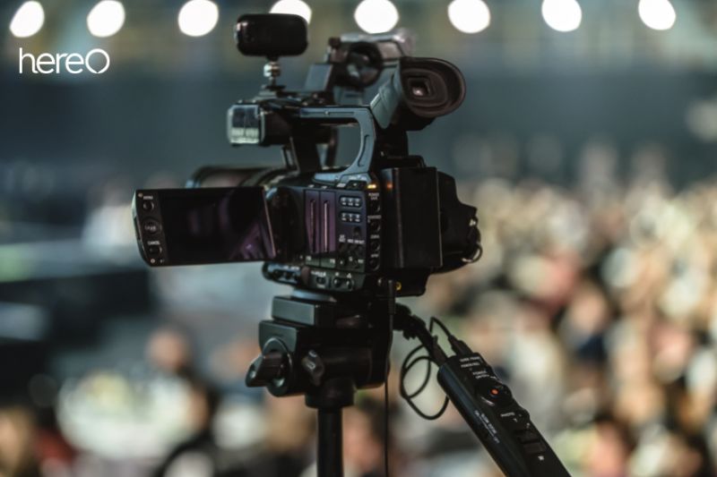 FAQs about what is a fluid head tripod