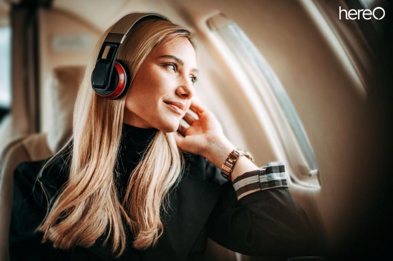 Are Wireless Headphones Allowed on Airplanes