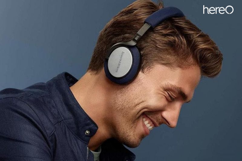 What is On Ear Headphone